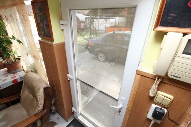 Eladó családi ház, Kecskeméten 26.9 M Ft, 2 szobás