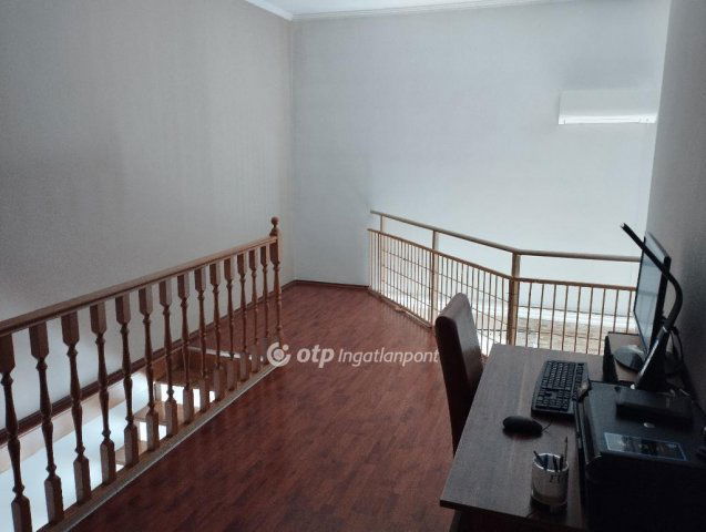 Eladó téglalakás, Budapesten, XVIII. kerületben 89.9 M Ft