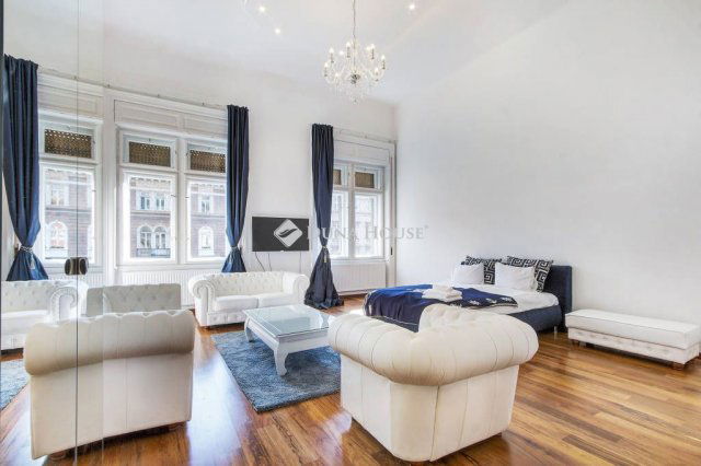 Eladó téglalakás, Budapesten, VI. kerületben 144.5 M Ft