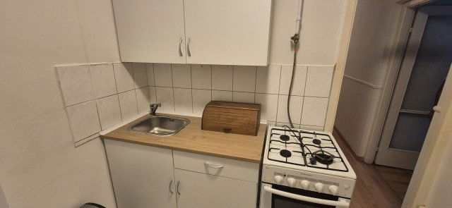 Kiadó panellakás, albérlet, Debrecenben, Darabos utcában