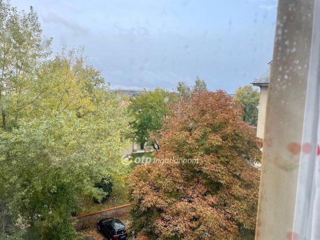 Eladó téglalakás, Budapesten, XIV. kerületben 82 M Ft, 2 szobás