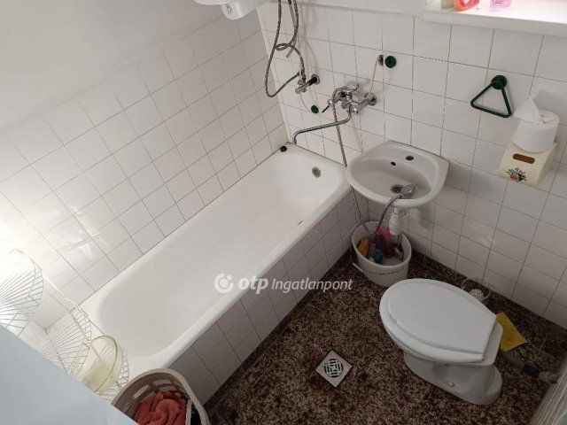 Eladó családi ház, Solymáron 85 M Ft, 1+1 szobás