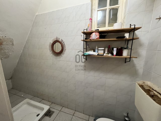 Eladó családi ház, Budapesten, XVIII. kerületben 36.9 M Ft