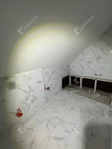 Eladó téglalakás, Fertőszentmiklóson 74.9 M Ft, 2 szobás