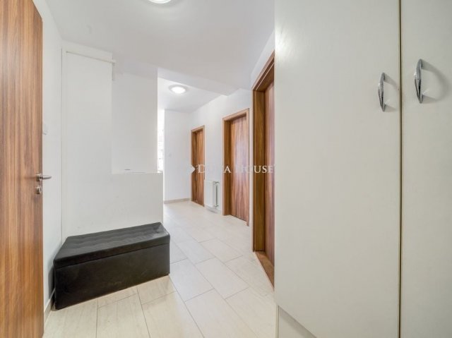 Eladó téglalakás, Budapesten, VII. kerületben 124 M Ft, 3 szobás