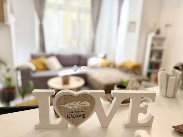 Eladó téglalakás, Budapesten, IX. kerületben 83.5 M Ft, 2 szobás