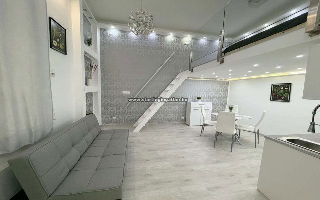 Eladó téglalakás, VI. kerületben, Vörösmarty utcában