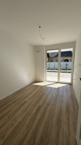 Kiadó téglalakás, albérlet, Debrecenben 450 E Ft / hó, 3 szobás