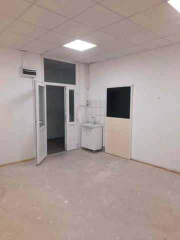 Kiadó üzlethelyiség, Ózdon 97 E Ft / hó / költözzbe.hu