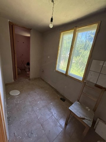 Eladó családi ház, Biatorbágyon 32 M Ft, 2 szobás