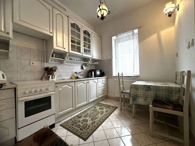 Eladó téglalakás, Hévízen 56 M Ft, 2 szobás