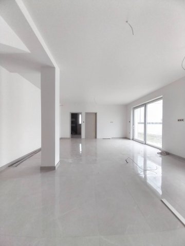 Eladó ikerház, Nyíregyházán 92.99 M Ft, 3 szobás