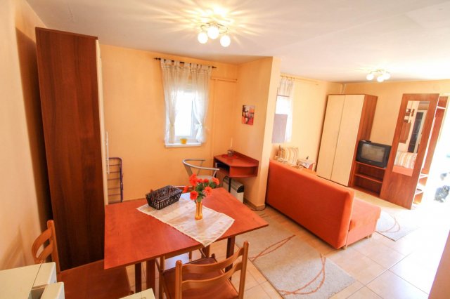 Kiadó családi ház, albérlet, Debrecenben 150 E Ft / hó