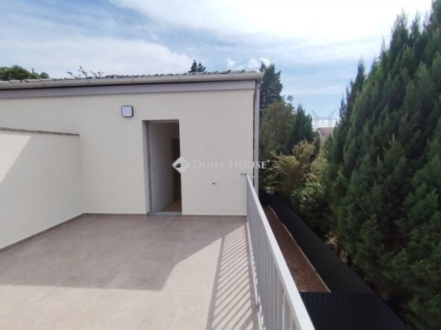 Eladó téglalakás, Budapesten, XVIII. kerületben 126.1 M Ft
