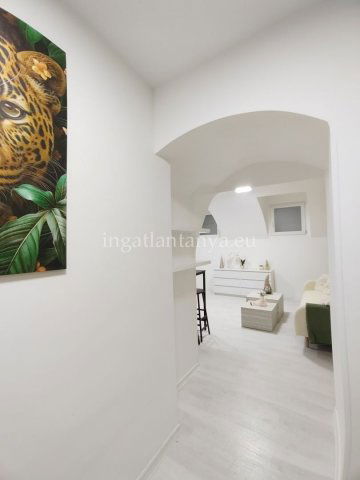 Eladó téglalakás, Budapesten, VII. kerületben 28 M Ft, 1 szobás