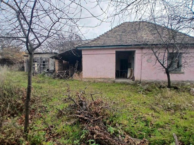 Eladó családi ház, Rédén 14.9 M Ft, 1 szobás