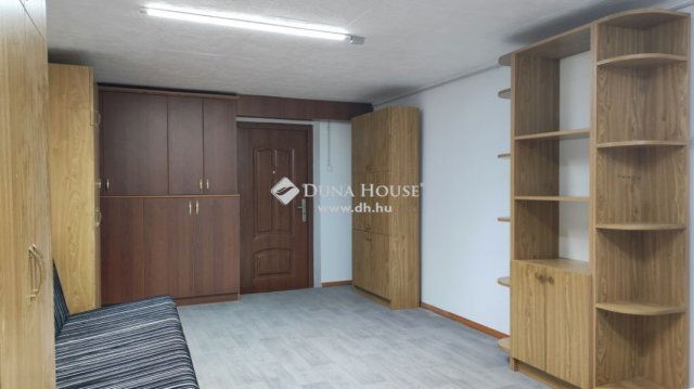 Kiadó téglalakás, albérlet, Gyálon 135 E Ft / hó, 1 szobás