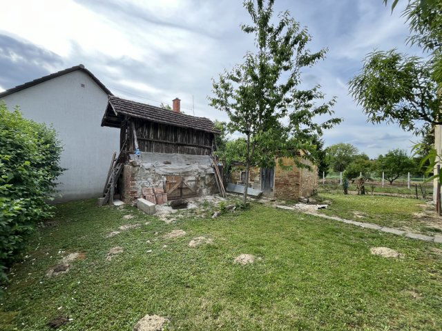 Eladó családi ház, Kaposváron 12.9 M Ft, 2 szobás