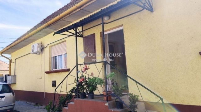 Eladó családi ház, Alsónémediben 54.8 M Ft, 2 szobás