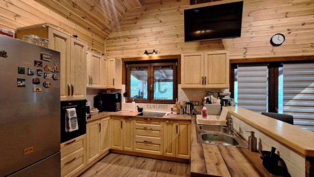 Eladó családi ház, Csemőn 79.8 M Ft, 2 szobás