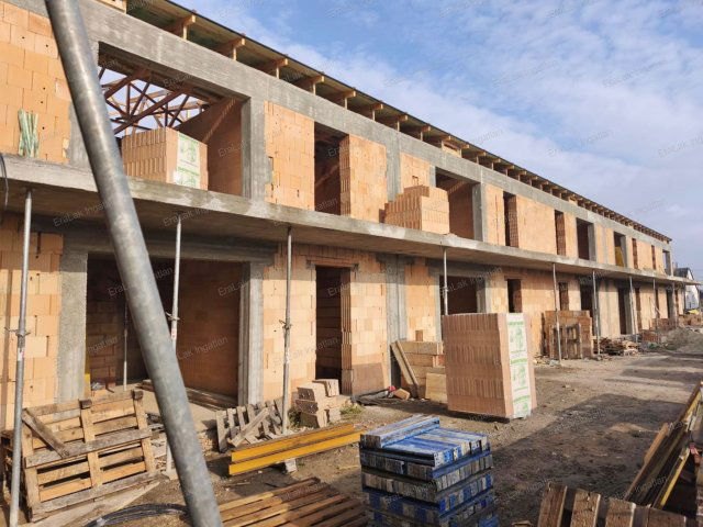 Eladó téglalakás, Jánossomorján 36.38 M Ft, 2 szobás