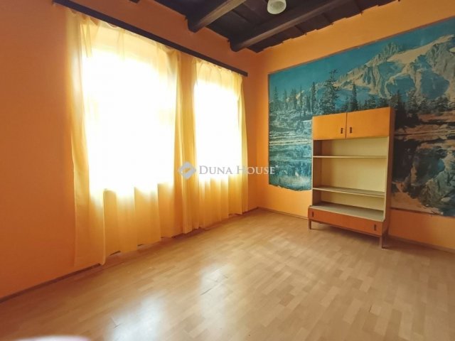 Eladó családi ház, Kemenespálfán 7.9 M Ft, 2 szobás