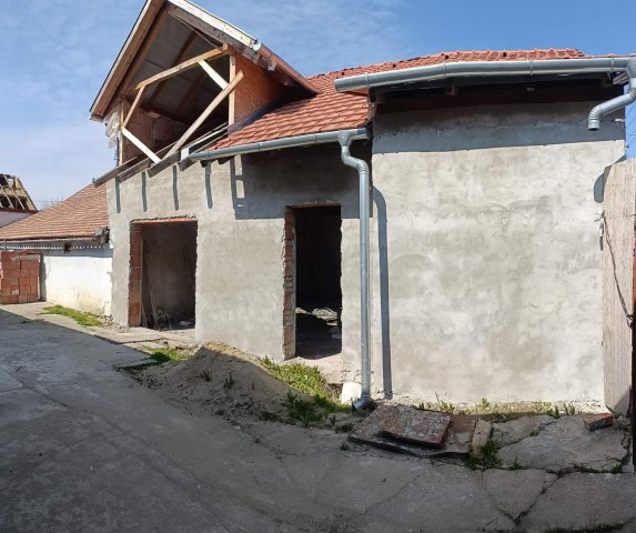 Eladó családi ház, Hódmezővásárhelyen 19 M Ft, 2 szobás