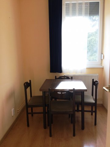 Kiadó téglalakás, albérlet, Szombathelyen 140 E Ft / hó