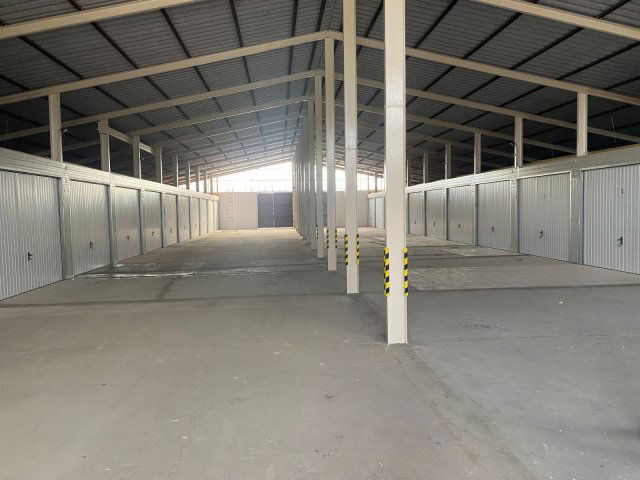 Eladó garázs, Kiskunhalason 0.04 M Ft / költözzbe.hu