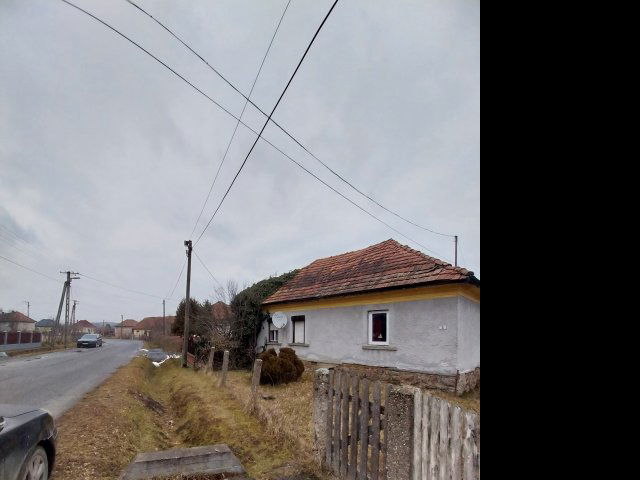 Eladó családi ház, Felsőkelecsényen 2.5 M Ft, 2 szobás