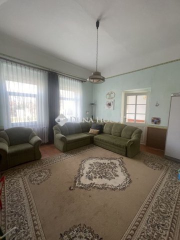 Eladó családi ház, Garán 28.5 M Ft, 4 szobás