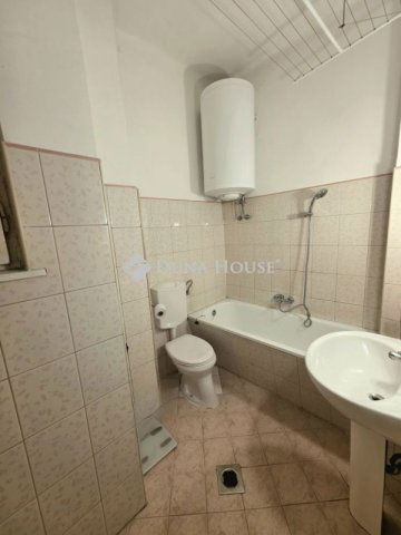 Eladó téglalakás, Budapesten, II. kerületben 69.9 M Ft, 1 szobás