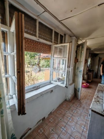 Eladó családi ház, Farmoson 32 M Ft, 3 szobás