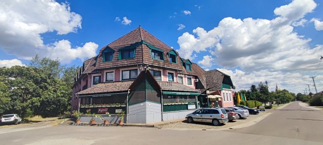 Eladó hotel, Tiszafüreden 990 M Ft / költözzbe.hu