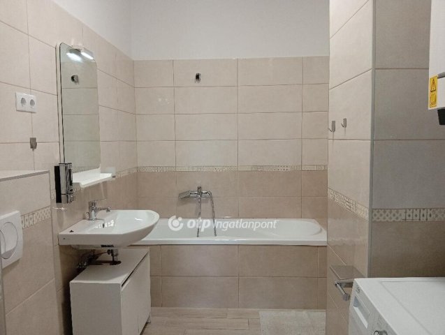 Kiadó téglalakás, albérlet, Veszprémben 280 E Ft / hó