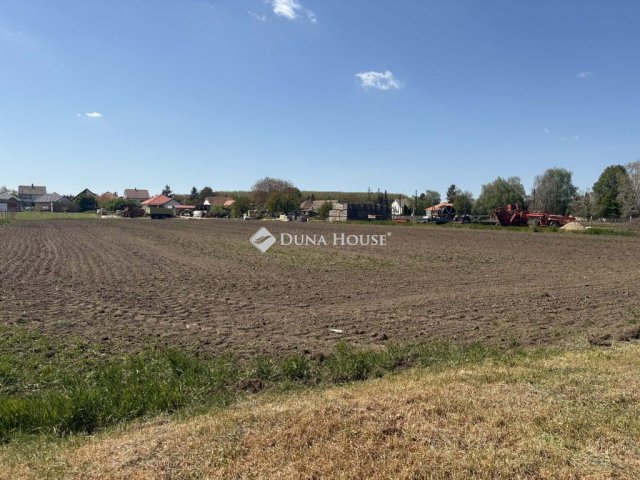 Eladó telek, Rábapatonán 15.9 M Ft / költözzbe.hu