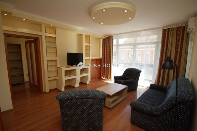 Kiadó téglalakás, albérlet, Szombathelyen 250 E Ft / hó