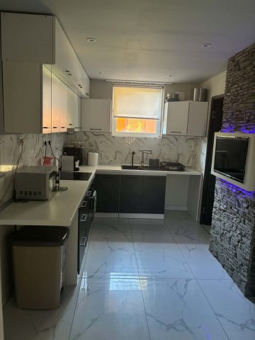Eladó családi ház, Tiszalökön 18.5 M Ft, 2 szobás