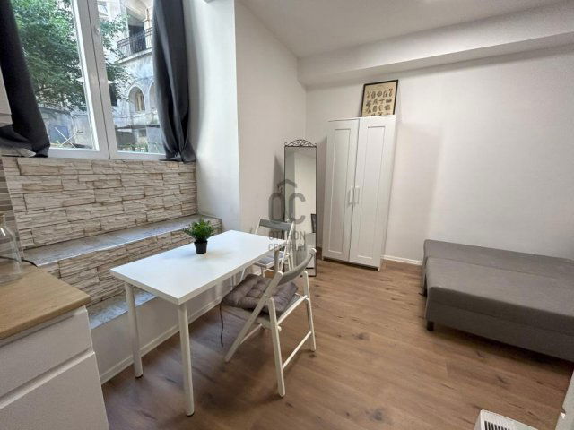 Eladó téglalakás, Budapesten, VIII. kerületben 109.9 M Ft