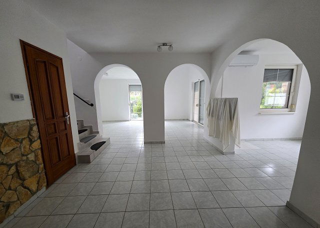 Eladó családi ház, Tokajban 79.9 M Ft, 5 szobás