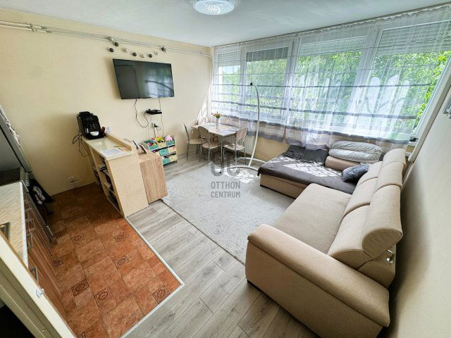 Eladó panellakás, Budapesten, XXI. kerületben 54.9 M Ft, 3 szobás