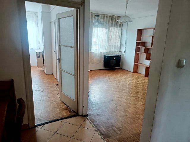 Eladó téglalakás, Nyíregyházán 43 M Ft, 3 szobás