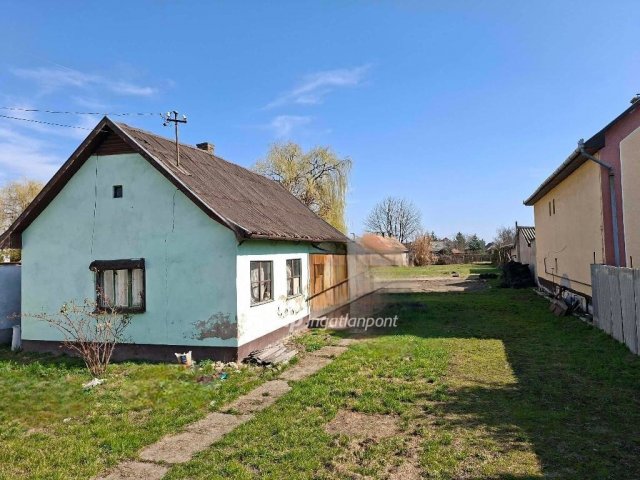 Eladó családi ház, Debrecenben 95 M Ft, 1 szobás