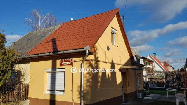 Eladó nyaraló, Mezőkövesden 28 M Ft, 2 szobás