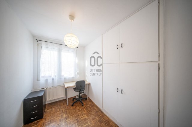 Eladó panellakás, Budaörsön 77.9 M Ft, 3 szobás