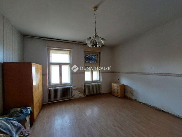 Eladó családi ház, Vaskúton 10.9 M Ft, 4 szobás