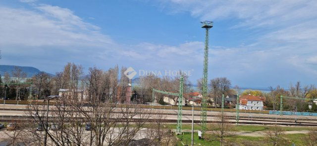 Eladó téglalakás, Fonyódon 64.9 M Ft, 3 szobás