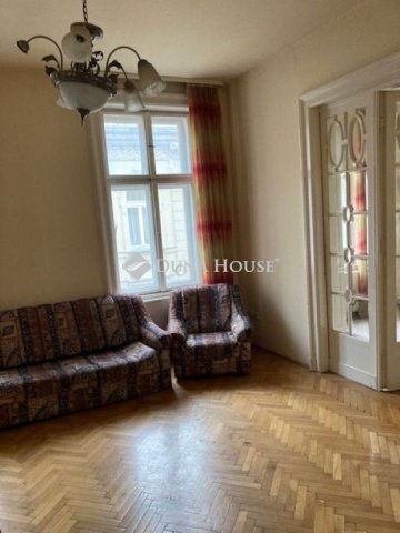 Eladó téglalakás, Budapesten, VI. kerületben, Dessewffy utcában