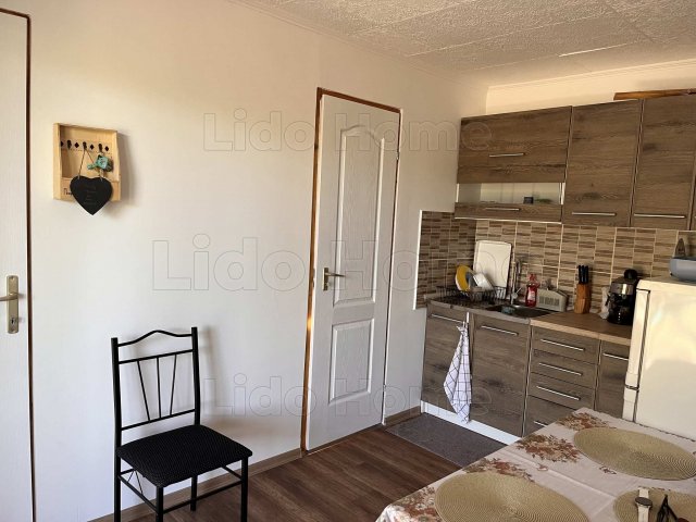 Eladó nyaraló, Siófokon 39 M Ft, 2 szobás / költözzbe.hu