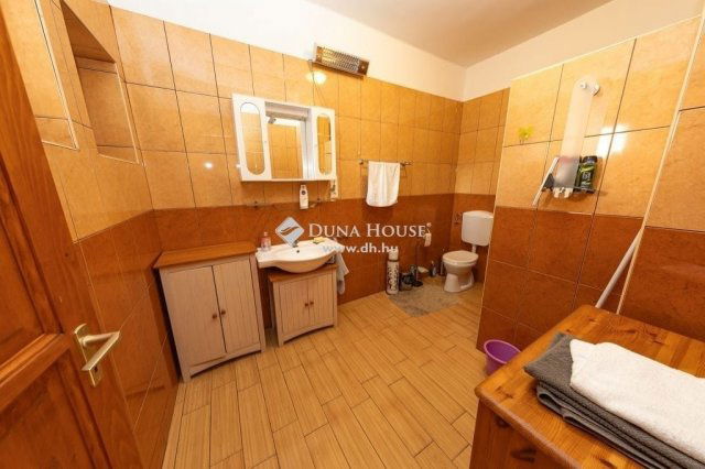 Eladó családi ház, Balatonszemesen 89.9 M Ft, 4 szobás